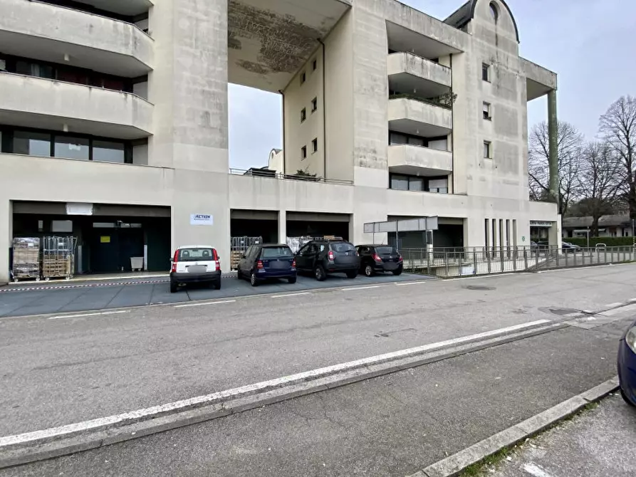 Immagine 18 di Appartamento in vendita  in Via Carlo Mollino, 19 a Vicenza