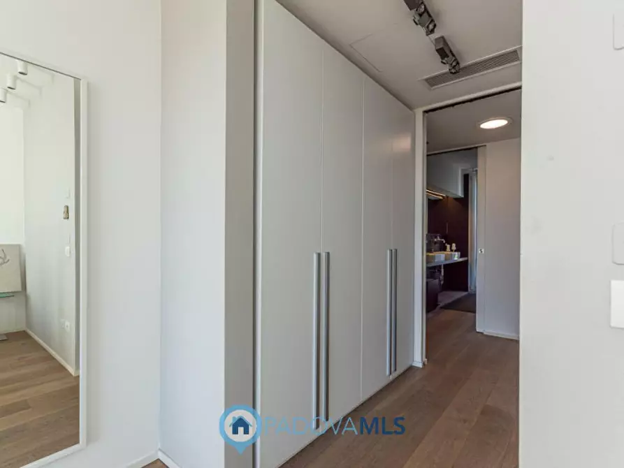 Immagine 36 di Villa in vendita  a Noventa Padovana