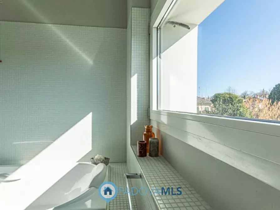 Immagine 43 di Villa in vendita  a Noventa Padovana