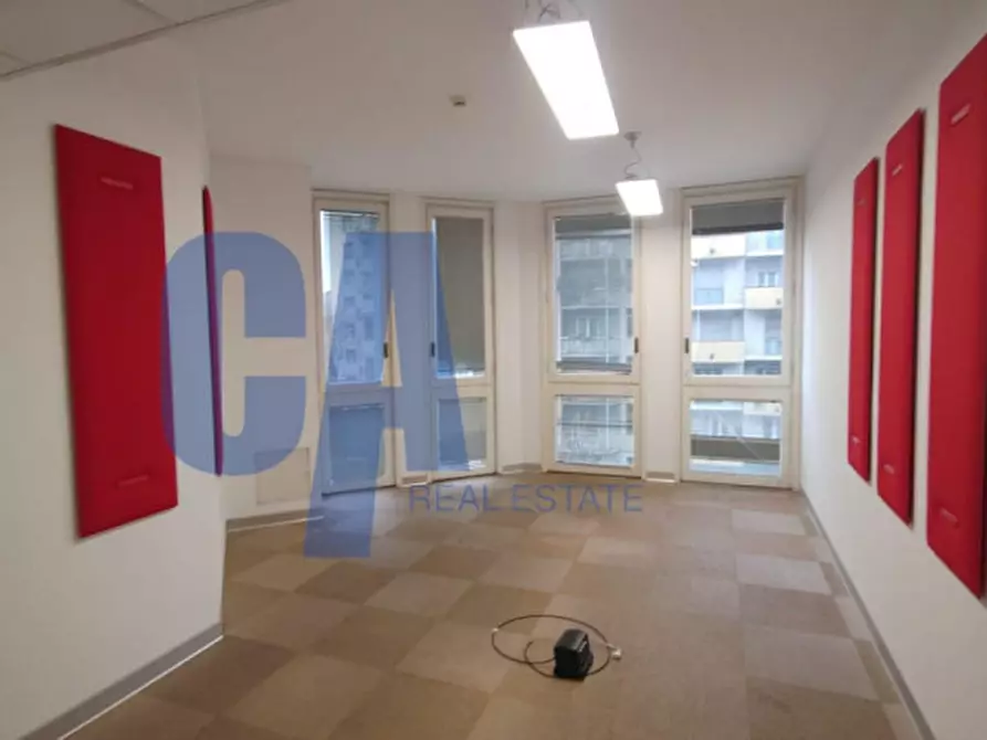 Immagine 6 di Ufficio in affitto  in VIA PAGANO MARIO a Milano