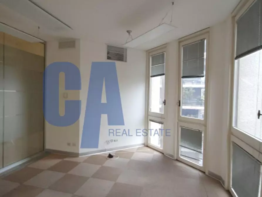 Immagine 12 di Ufficio in affitto  in VIA PAGANO MARIO a Milano