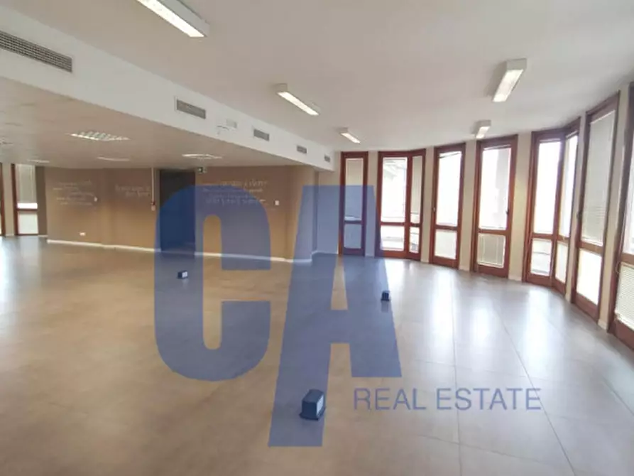 Immagine 2 di Ufficio in affitto  in VIA PAGANO MARIO a Milano