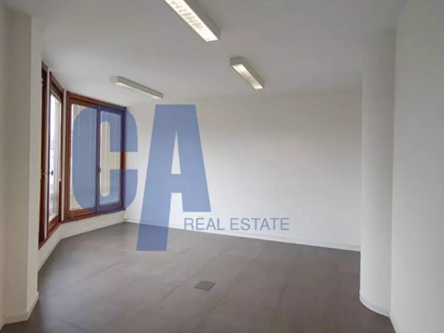 Immagine 8 di Ufficio in affitto  in VIA PAGANO MARIO a Milano