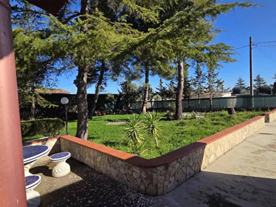 Immagine 1 di Villa in vendita  a Andria