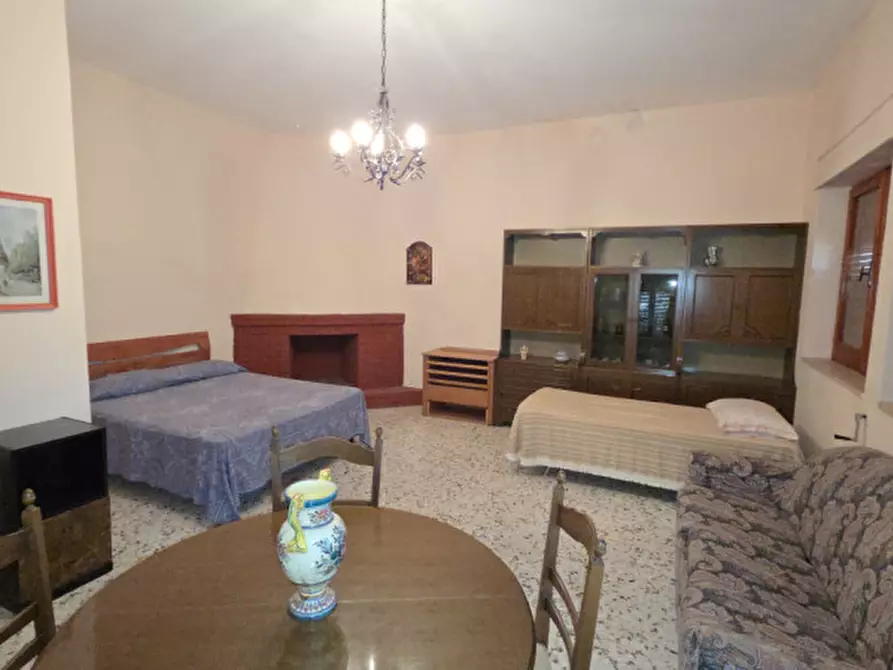 Immagine 5 di Villa in vendita  a Andria
