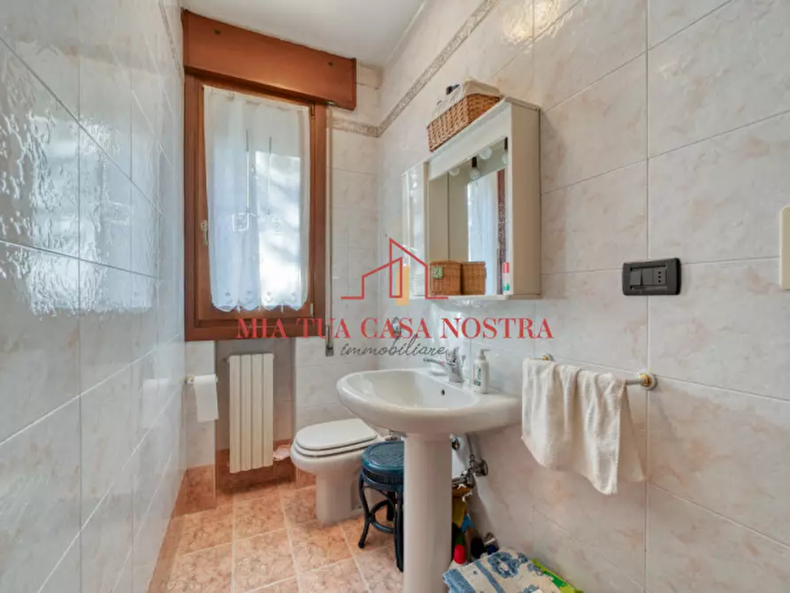 Immagine 8 di Villa in vendita  in via Campania a Rubano