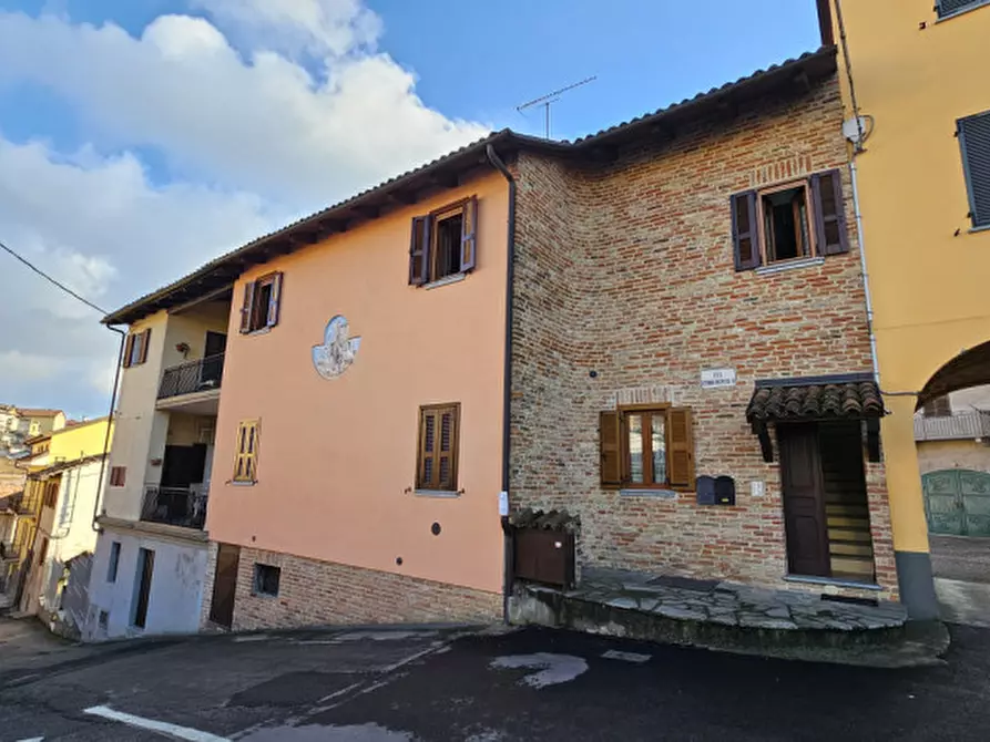 Immagine 1 di Casa indipendente in vendita  in Via Vittorio Emanuele III 4 a Montechiaro D'asti