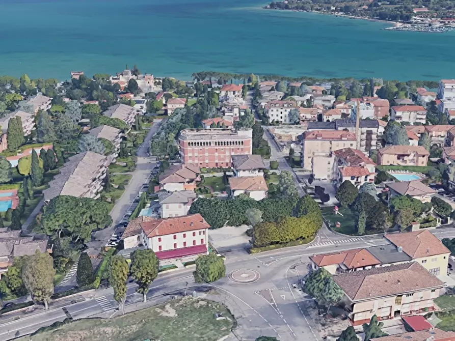 Immagine 14 di Hotel in vendita  in Via Milano 48 a Peschiera Del Garda