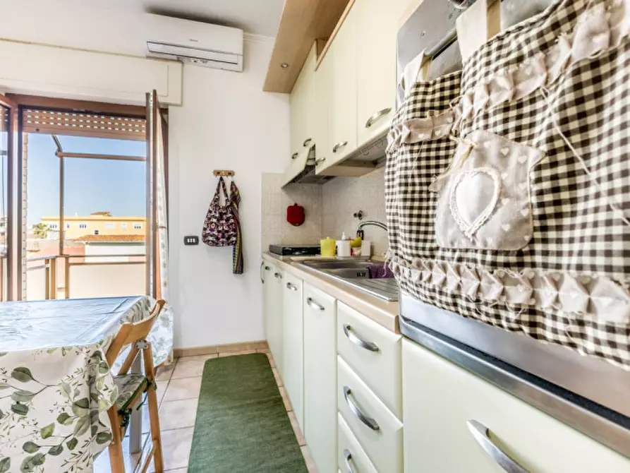 Immagine 7 di Appartamento in vendita  in Via Florinas 81 a Fiumicino