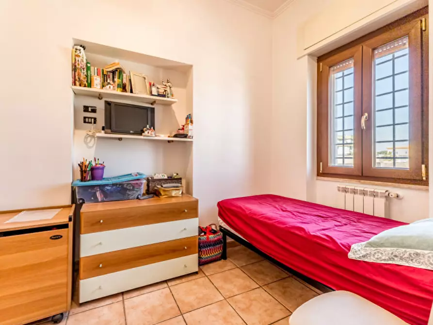 Immagine 20 di Appartamento in vendita  in Via Florinas 81 a Fiumicino