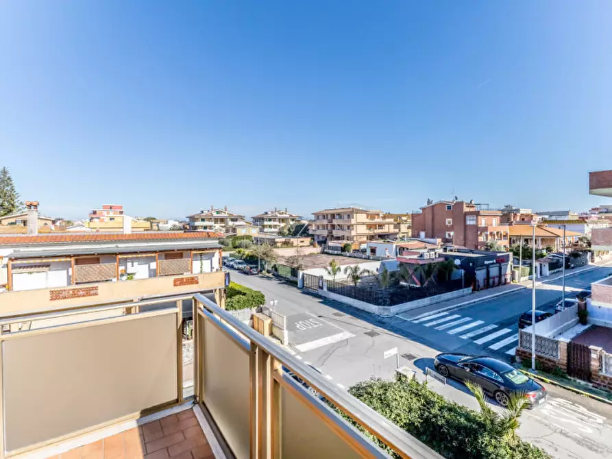 Immagine 23 di Appartamento in vendita  in Via Florinas 81 a Fiumicino