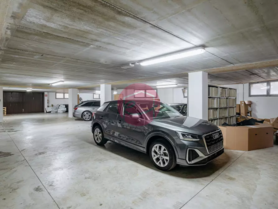 Immagine 28 di Capannone industriale in affitto  a Santarcangelo Di Romagna