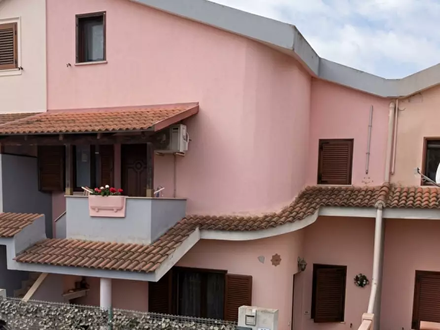 Immagine 2 di Villetta a schiera in vendita  in Via del Melo, 34 a Porto Torres