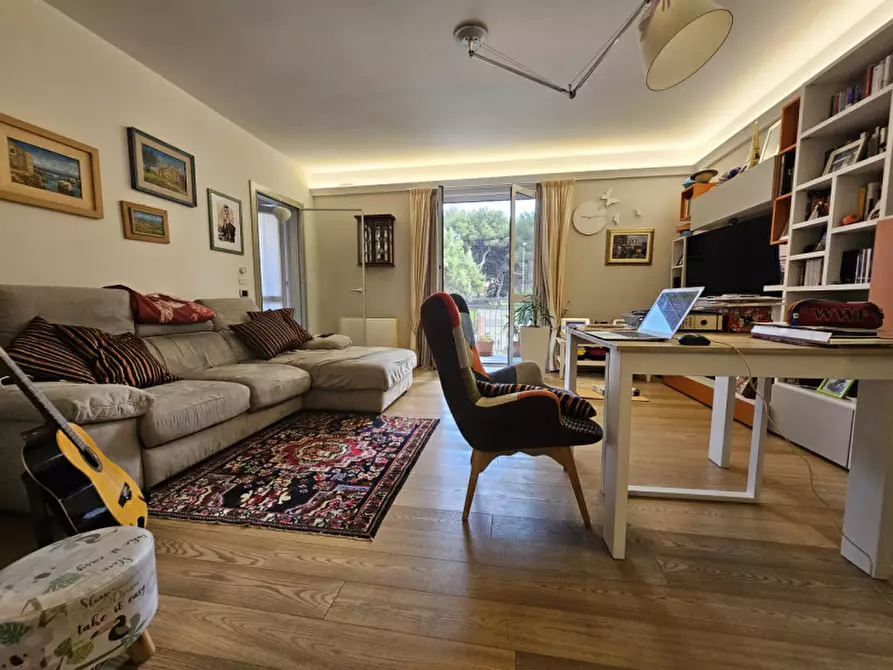 Immagine 4 di Appartamento in vendita  in Via Montenotte a Savona