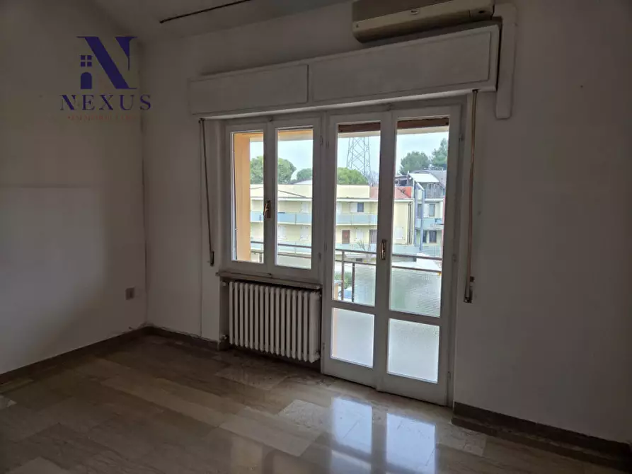 Immagine 2 di Appartamento in vendita  a Fano