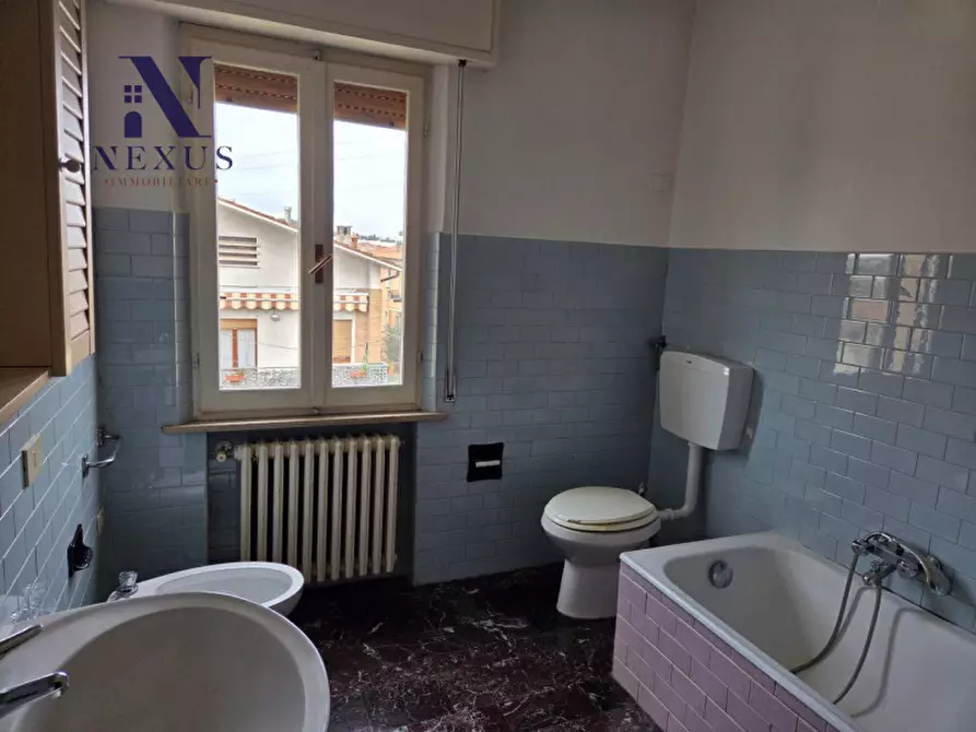 Immagine 8 di Appartamento in vendita  a Fano