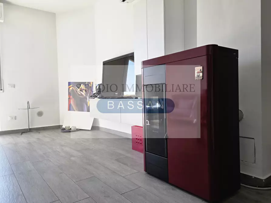 Immagine 7 di Appartamento in vendita  in Via Varesina 5 a Jerago Con Orago