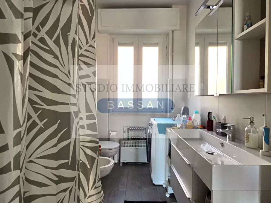 Immagine 14 di Appartamento in vendita  in Via Varesina 5 a Jerago Con Orago