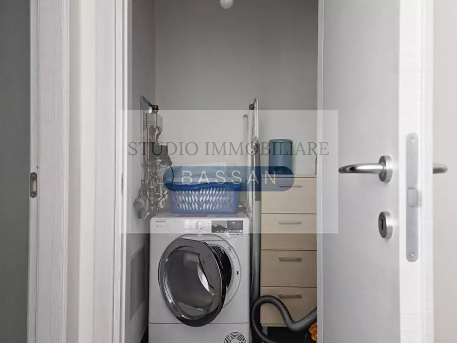 Immagine 18 di Appartamento in vendita  in Via Varesina 5 a Jerago Con Orago