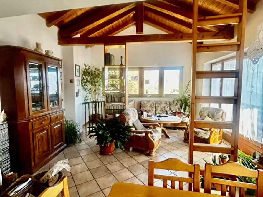 Immagine 12 di Casa indipendente in vendita  in Maso Bezzeli a Ronchi Valsugana