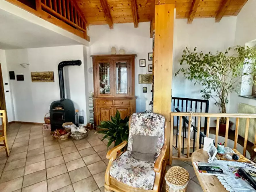 Immagine 13 di Casa indipendente in vendita  in Maso Bezzeli a Ronchi Valsugana