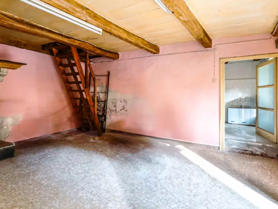 Immagine 3 di Casa indipendente in vendita  in Vicolo Ottavo 11 a Mergozzo