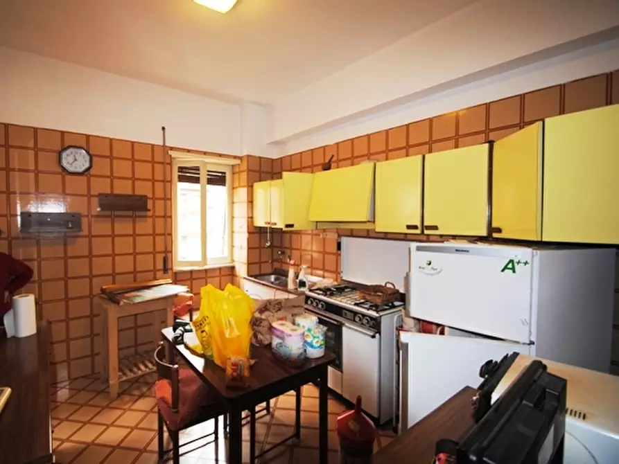 Immagine 6 di Appartamento in vendita  in Via Luigi Mancinelli a Roma