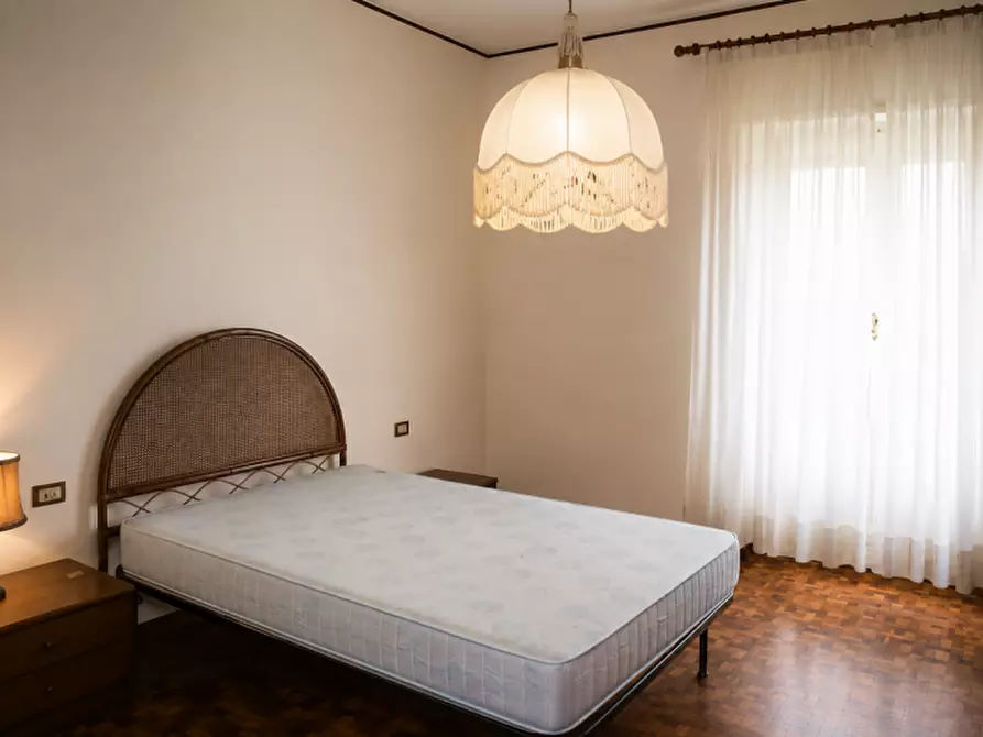 Immagine 9 di Appartamento in vendita  in Via Luigi Mancinelli a Roma