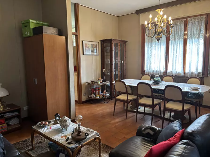 Immagine 20 di Casa indipendente in vendita  a Parabiago