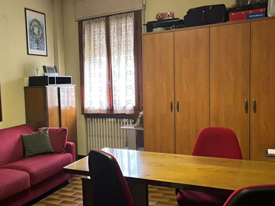 Immagine 23 di Casa indipendente in vendita  a Parabiago