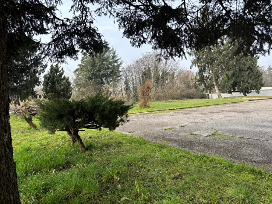 Immagine 33 di Casa indipendente in vendita  a Parabiago