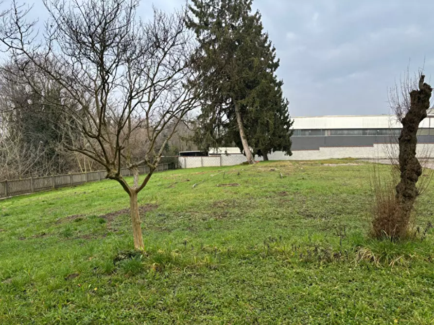 Immagine 34 di Casa indipendente in vendita  a Parabiago