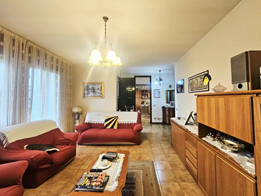 Immagine 4 di Casa indipendente in vendita  in VIA BRUSCHETTA a Megliadino San Vitale