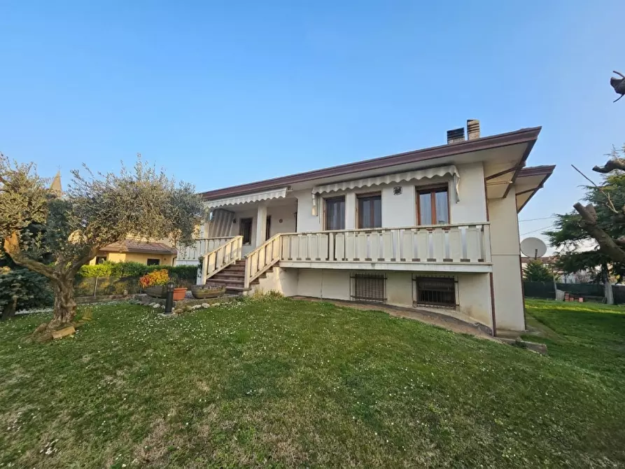 Immagine 5 di Casa indipendente in vendita  in VIA BRUSCHETTA a Megliadino San Vitale