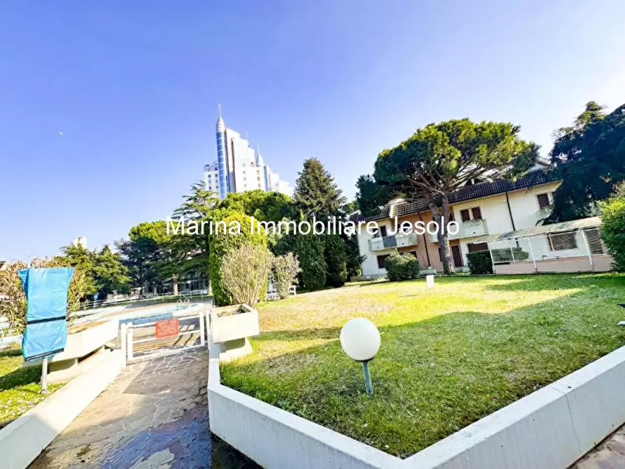 Immagine 3 di Appartamento in vendita  in Viale del Carabiniere a Jesolo