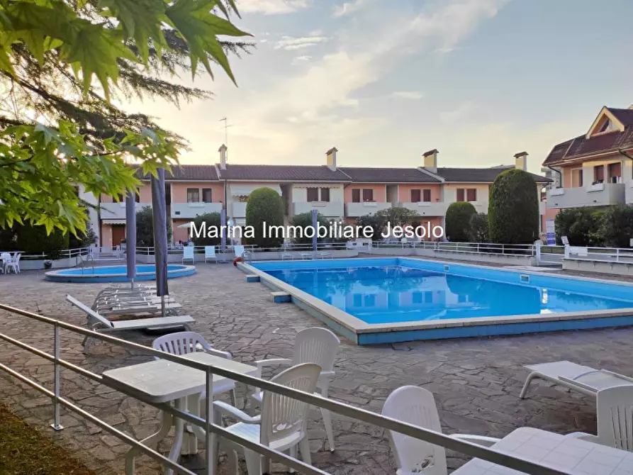 Immagine 3 di Appartamento in vendita  in Viale del Carabiniere a Jesolo