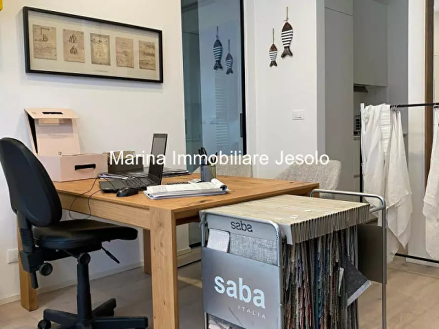 Immagine 10 di Appartamento in vendita  in Viale del Carabiniere a Jesolo