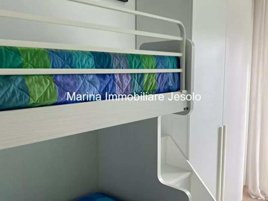 Immagine 16 di Appartamento in vendita  in Viale del Carabiniere a Jesolo