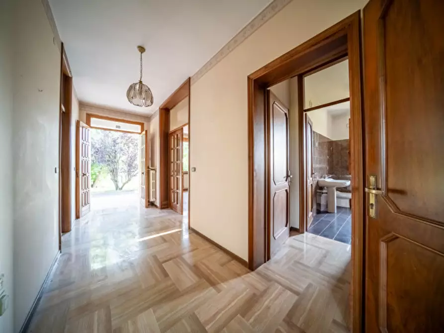 Immagine 10 di Casa indipendente in vendita  in Via Enrico Forlanini a Parma