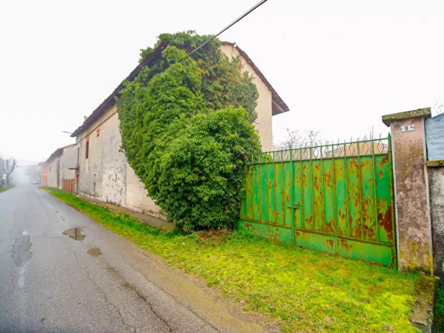 Immagine 3 di Rustico / casale in vendita  in Via Roma 8/A a San Giusto Canavese