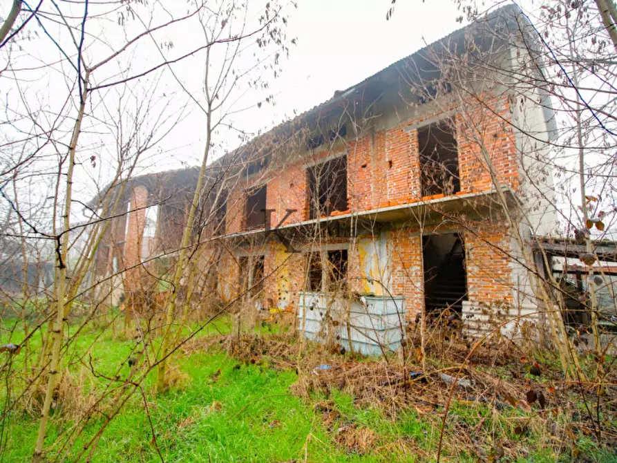 Immagine 5 di Rustico / casale in vendita  in Via Roma 8/A a San Giusto Canavese