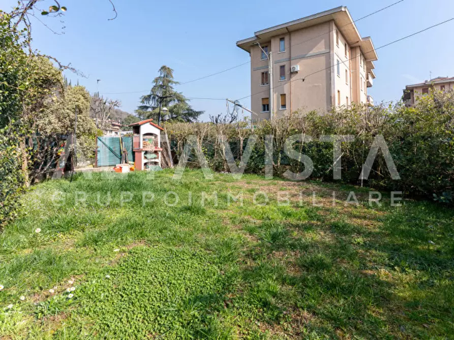Immagine 40 di Appartamento in vendita  in Via Carlo Goldoni a Brescia