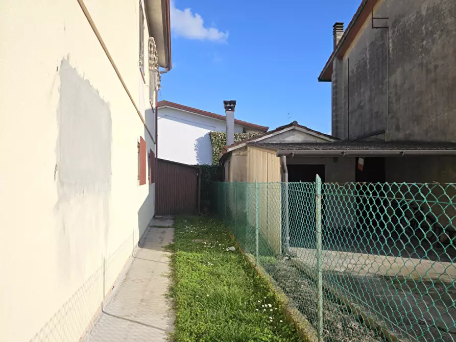 Immagine 36 di Casa indipendente in vendita  in Via Giuseppe Mazzini a Pontelongo