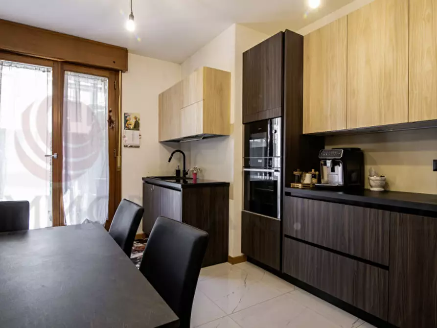 Immagine 3 di Appartamento in vendita  in Via Cesare Battisti a Albignasego