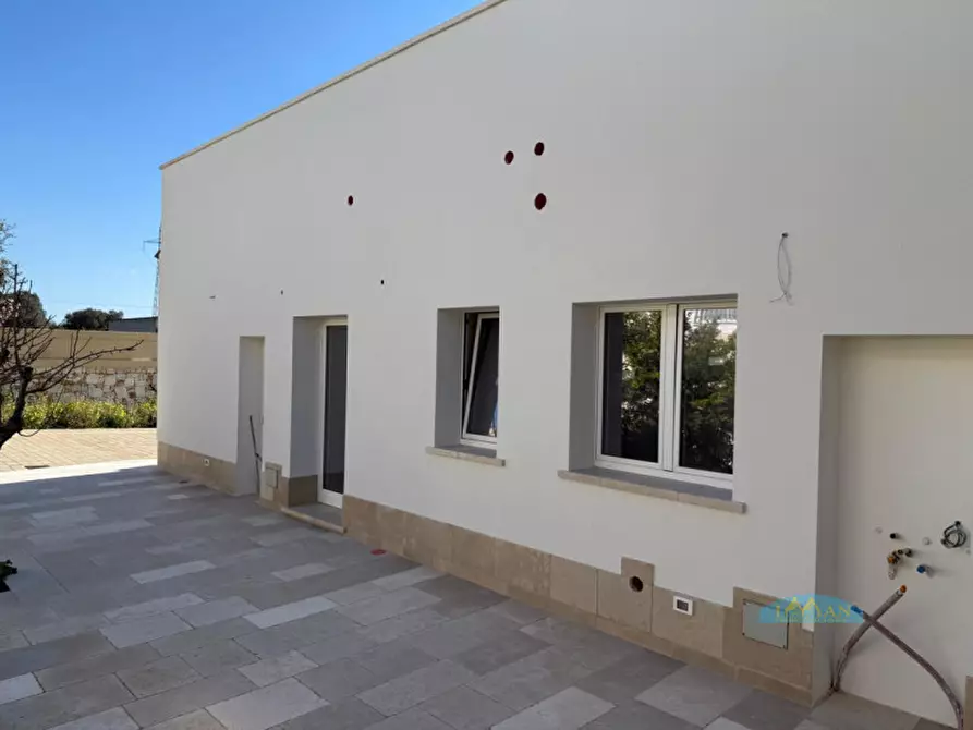 Immagine 1 di Villa in vendita  in Contrada Parpullo a Villa Castelli