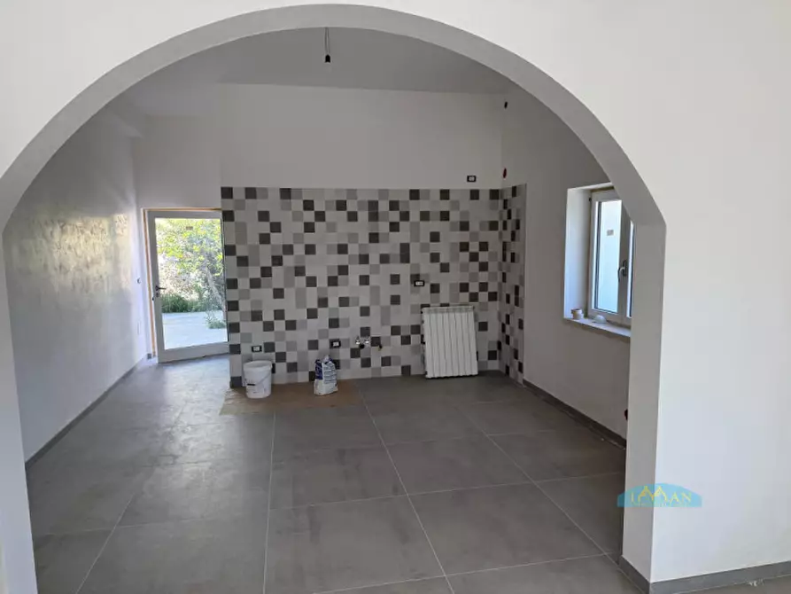 Immagine 3 di Villa in vendita  in Contrada Parpullo a Villa Castelli