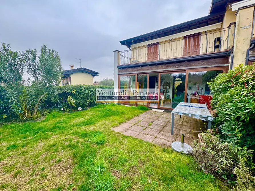 Immagine 2 di Villetta a schiera in vendita  in Via Maglio a Polpenazze Del Garda