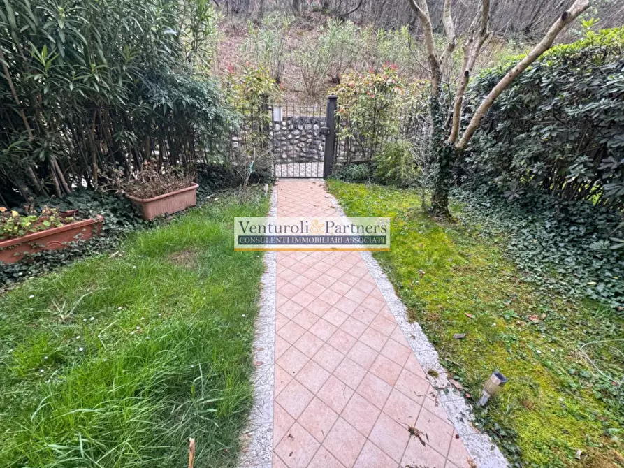 Immagine 9 di Villetta a schiera in vendita  in Via Maglio a Polpenazze Del Garda