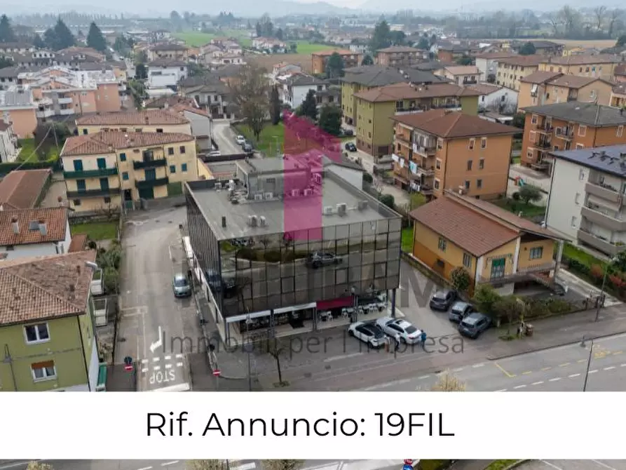 Immagine 1 di Ufficio in vendita  in Via Casoni 2 a Torri Di Quartesolo
