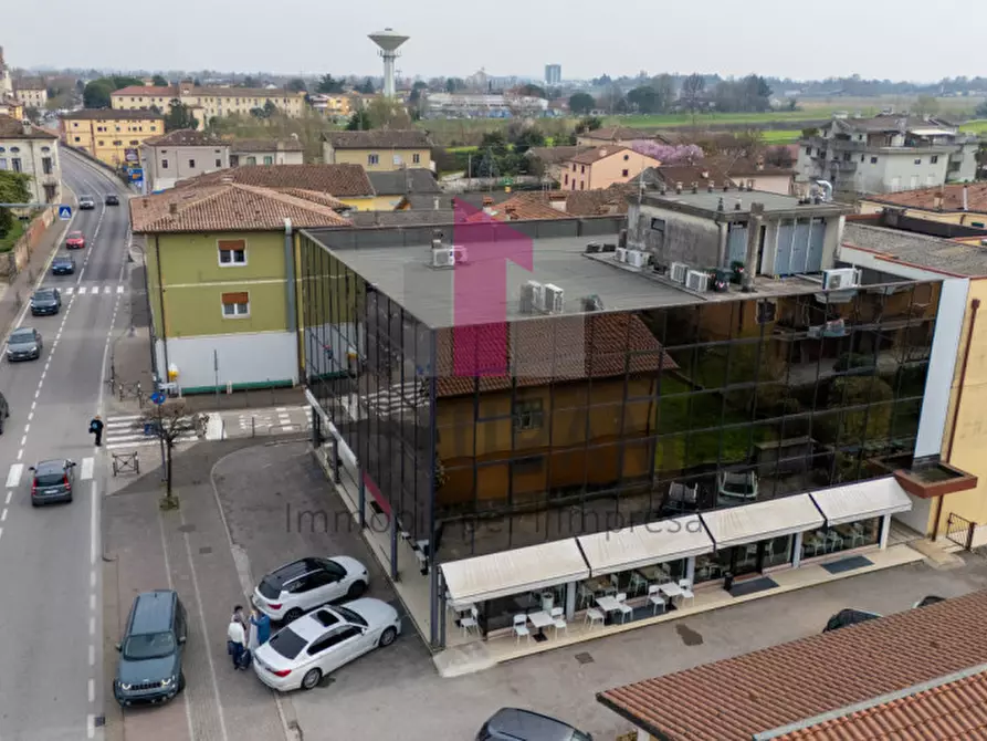 Immagine 4 di Ufficio in vendita  in Via Casoni 2 a Torri Di Quartesolo